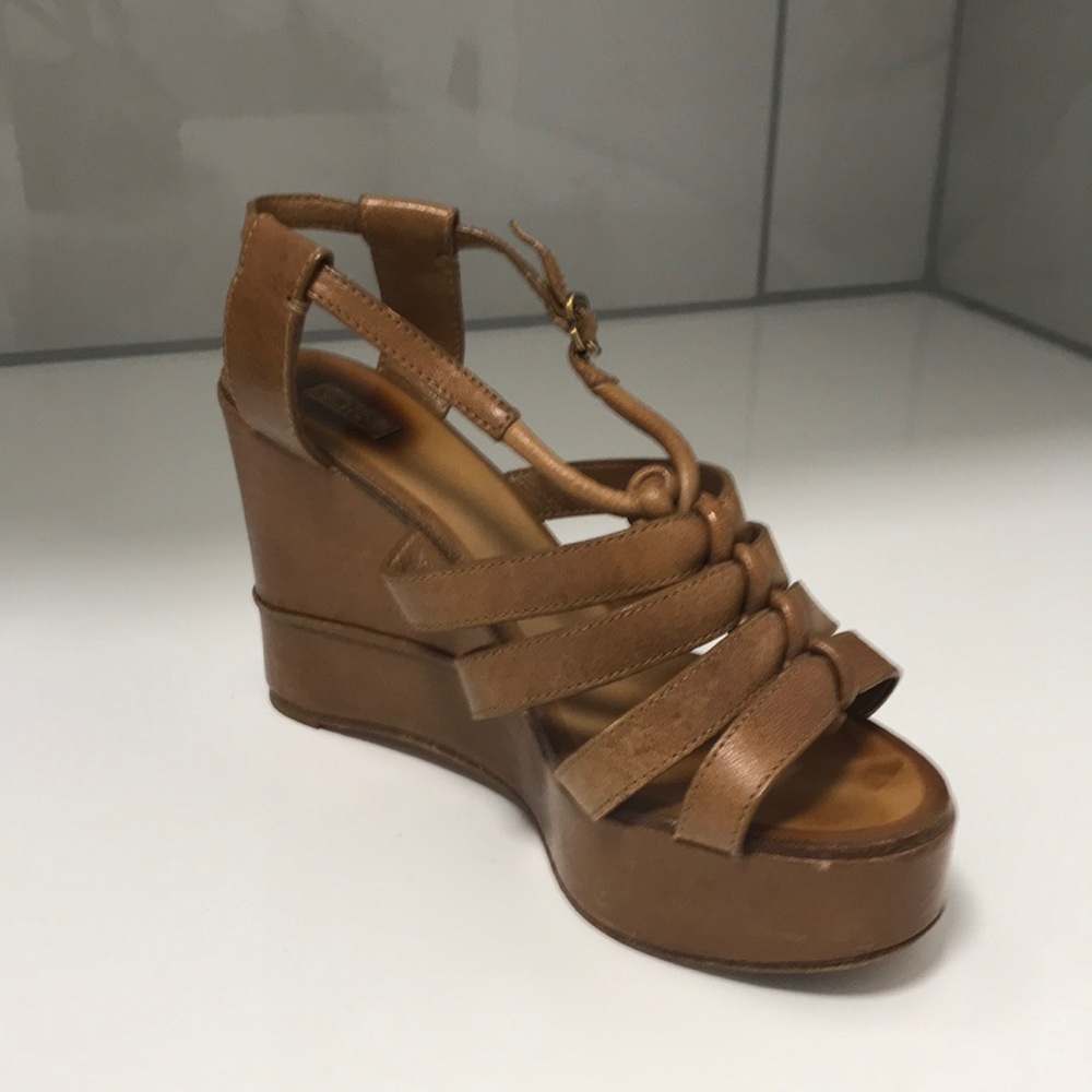Chloe Tan Wedged knotted Sandals